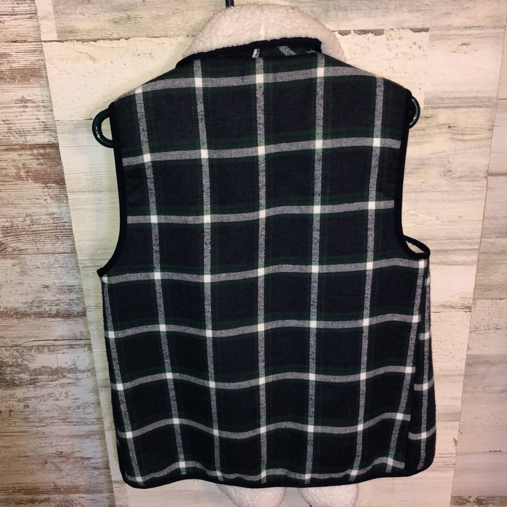MudPie flannel green and blue print fleece Vest size One Size flannel print vest - Picture 6 of 6
